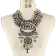 Load image into Gallery viewer, Fashion Chunky Long Necklace Set