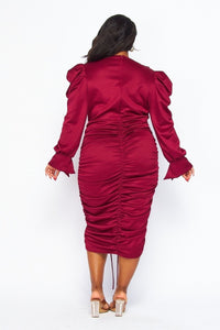 Voluminous sleeves with ruffle available in RED