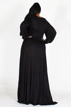 Load image into Gallery viewer, Long bubble sleeves , very stretchy solid maxi dress