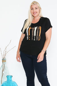 BE KIND HAND GRAPHIC TOP